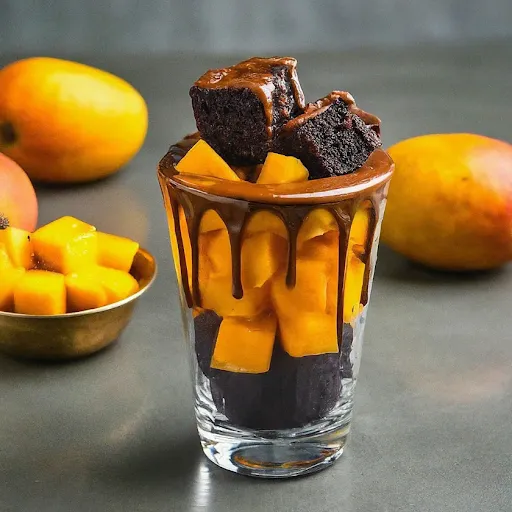 London's Viral Brownie Mango Chocolate