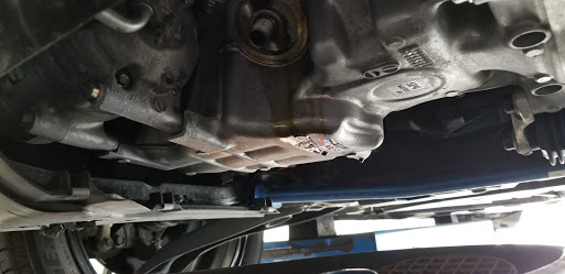 フィット Gp5のエンジンオイル交換 オイル エレメント交換 ガソリンスタンド Diyに関するカスタム メンテナンスの投稿画像 車のカスタム情報はcartune