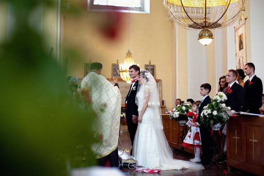 Wedding photographer Marina Garapko (colorlife). Photo of 19 January 2016