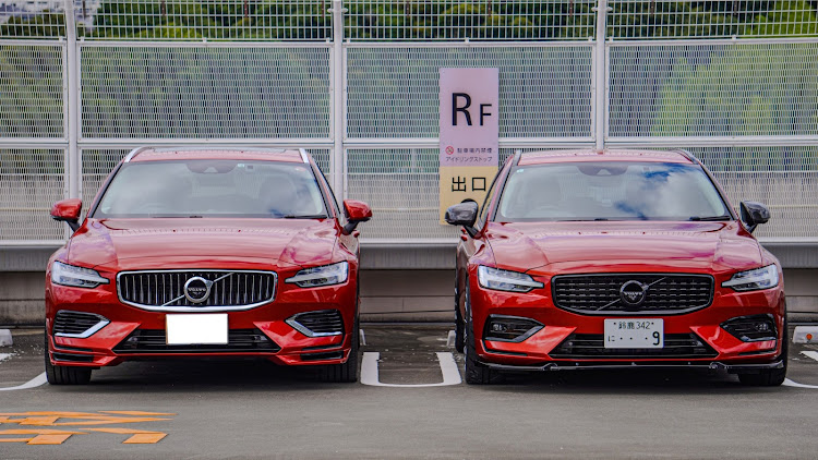 V60のvolvo・v60・ボルボ・V60・フュージョンレッドに関するカスタム事例の投稿画像4枚目