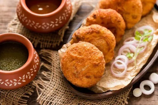 Pyaaz Kachori