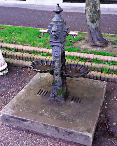 Fuente De Agua Potable Doña Casilda