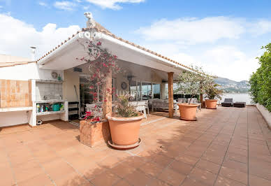 Apartment with terrace 2