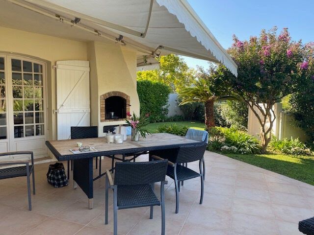 Vente villa 4 pièces 117 m² à Mandelieu-la-Napoule (06210), 1 280 000 €