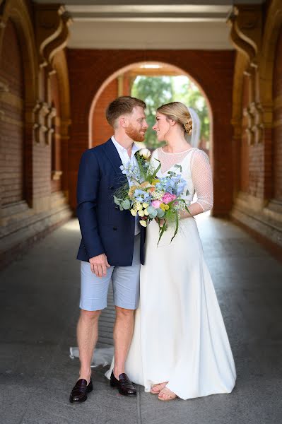 Fotografo di matrimoni Victoria Beddoes (victoriabeddoes). Foto del 8 settembre 2022