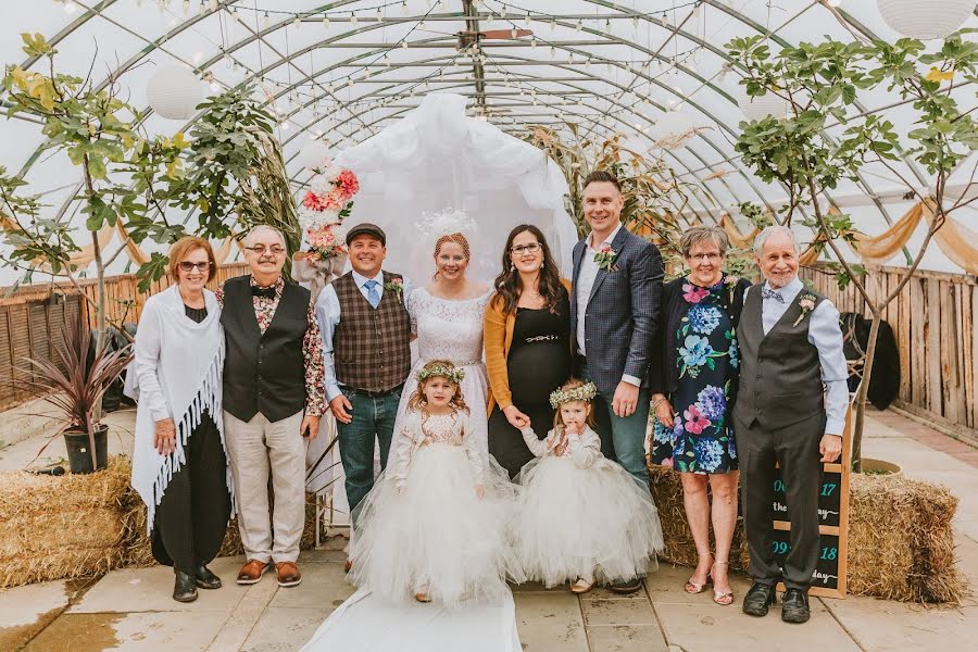 Fotógrafo de casamento Emilie Smith (emiliesmith). Foto de 10 de maio 2019