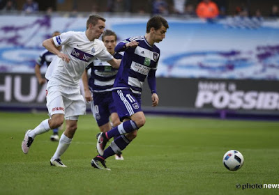 Timothy Castagne: "Pas simple d'attaquer à cause de Dennis Praet"