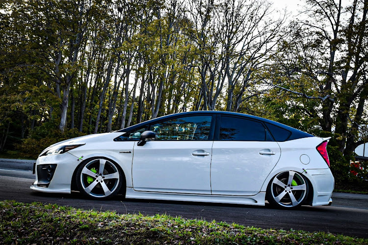 プリウスの八戸 R's crew・参伍式・ぼくのプリウス  キャンバスせいさくにっき・夏の終わり・30の日に関するカスタム事例の投稿画像1枚目