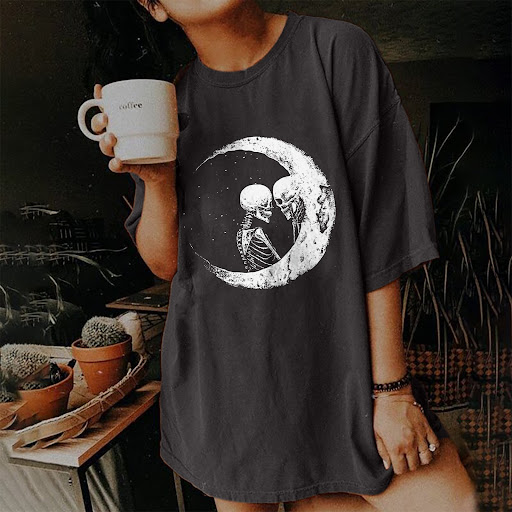 Title 2, Short Sleeve T Shirt Womens Vintage Print