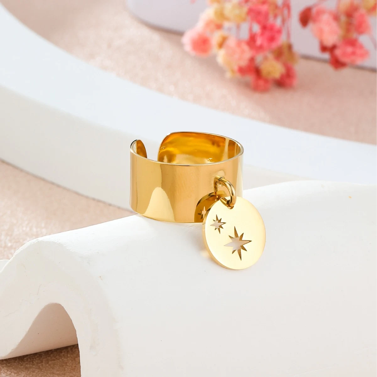 Title 2, Anillo Hueco de Flores Simple Moda Elegante Joy...
