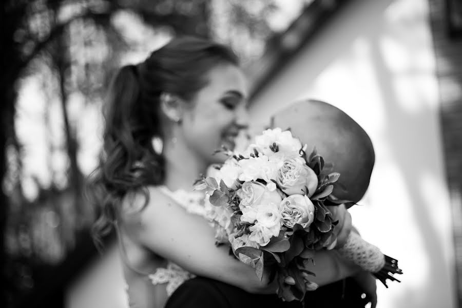 Fotógrafo de casamento Ivan Kalinichenko (ivanfozz). Foto de 21 de setembro 2018