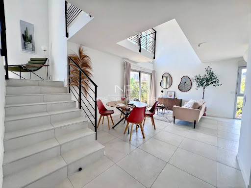 Apartment with terrace 4