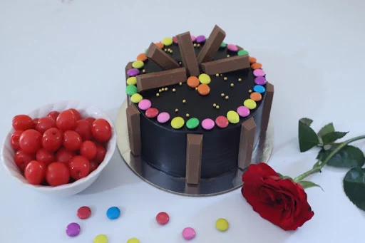 KitKat Gems Cake