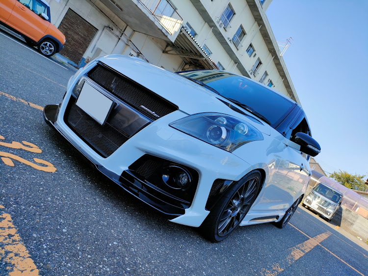 スイフトスポーツの7th heavenの堕天使・SWIFT SPORT  Ex-s  ecstacy・更なるecstacyを求めて・ワンオペよりは…・ポポちゃん大好きに関するカスタム事例の投稿画像1枚目