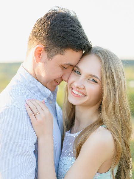 Fotógrafo de casamento Andrey Kuncevich (okforever). Foto de 16 de maio 2016