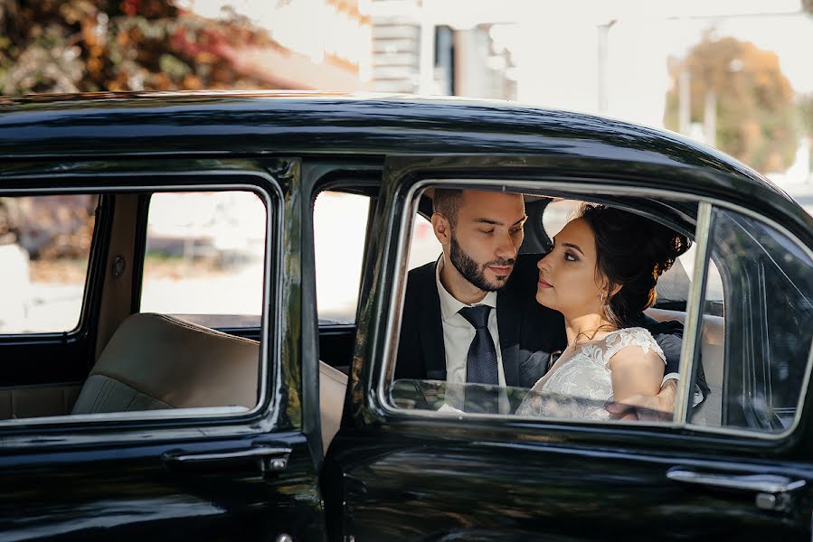 Fotógrafo de casamento Tatyana Volgina (volginatat). Foto de 11 de setembro 2019