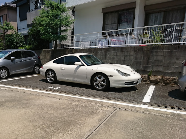 カレのカレラさんが投稿したポルシェ・911・996・911 クーペに関するカスタム事例の投稿画像1枚目