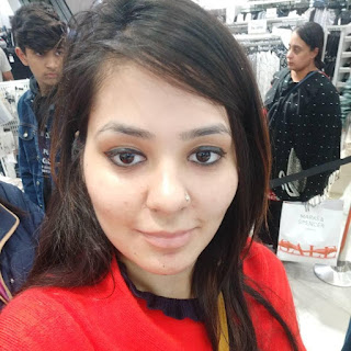 Smriti Aggarwal at H&M, Vasant Kunj,  photos