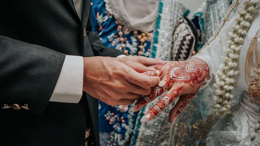 結婚式の写真家Ulinnuha Hamdani (hamdani)。2020 6月21日の写真