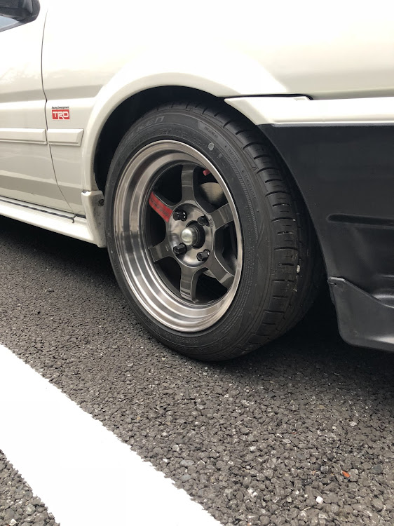 AE86装着　RAYS TE37V 8J-0