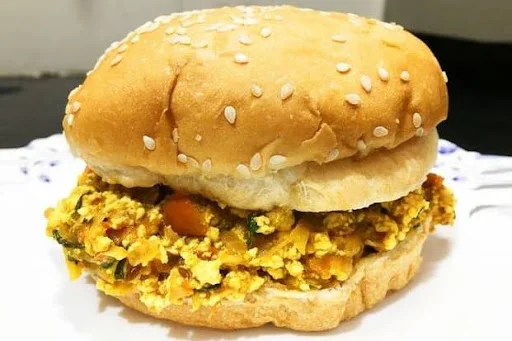 Paneer Bhurji Burger