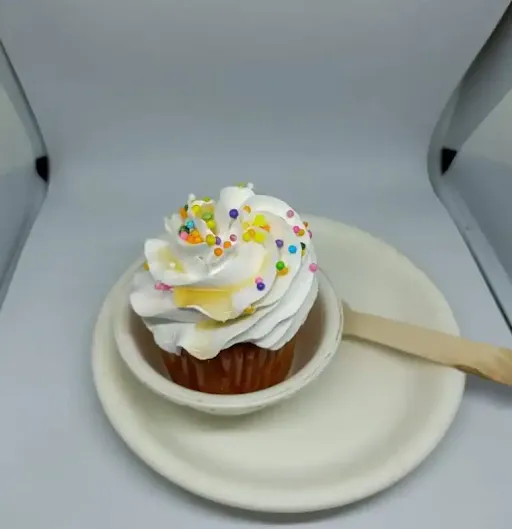 Vanilla Cupcake [2 Pieces]