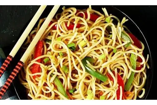 Veg Hakka Noodles