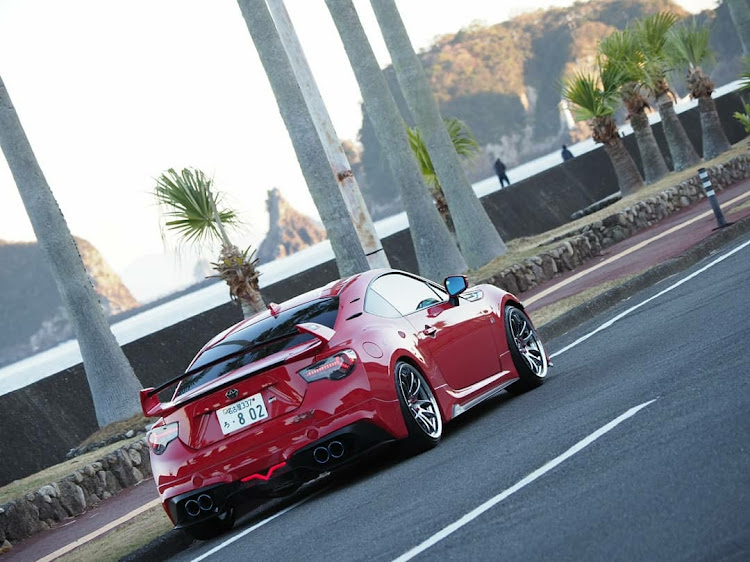 86のRe:waveさんが投稿したカスタム事例の投稿画像1枚目