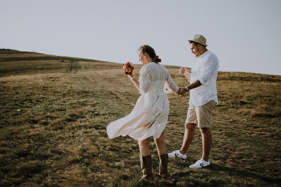 Fotógrafo de casamento Marin Tasevski (marintasevski). Foto de 14 de janeiro 2021