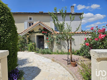 maison à Châteauneuf-sur-Charente (16)