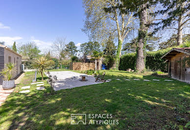 House with pool and terrace 2