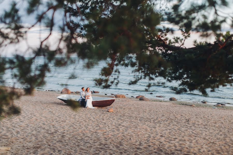 Fotografo di matrimoni Anna Evgrafova (fishfoto). Foto del 8 gennaio 2016