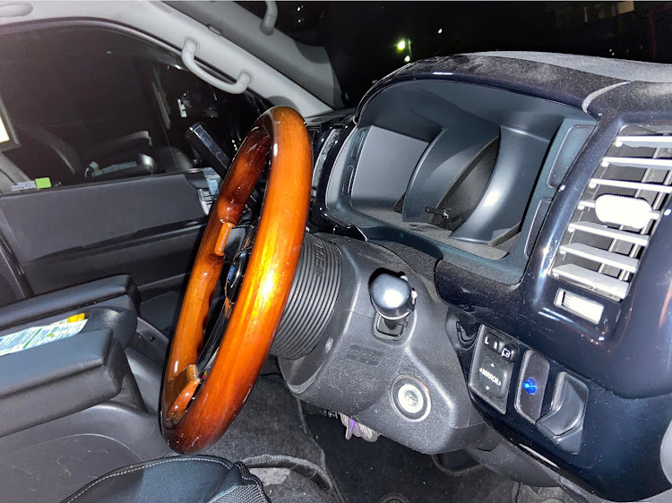 ハイエースバンのK.YMDさんが投稿したカスタム事例の投稿画像1枚目