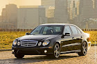 продам запчасти Mercedes E 200 E-klasse (W211)