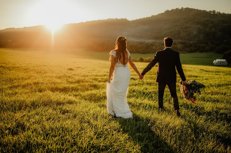 Fotógrafo de casamento Stanislava Tylmanová (tylmanovas). Foto de 16 de março 2022