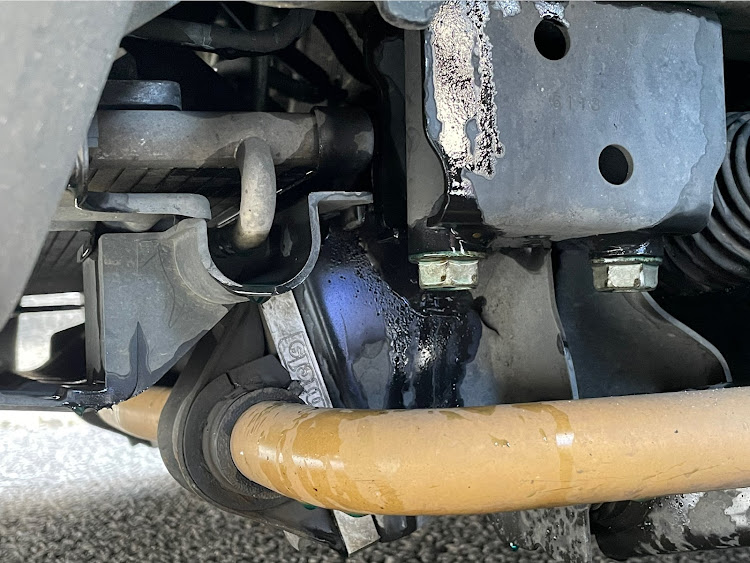 NV350キャラバンのお漏らし・クーラント・まだ原因不明・バッテリー交換・走行距離238000kmに関するカスタム事例の投稿画像2枚目