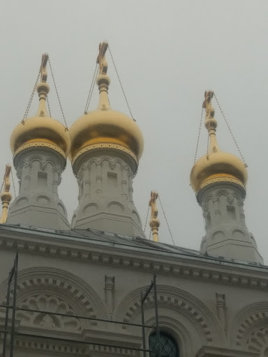 Les bulbes de l'église orthodo