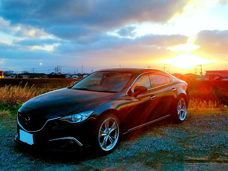 アテンザの今年もお世話になりました・MAZDA・2019ベストショット・走り納めに関するカスタム事例の投稿画像1枚目