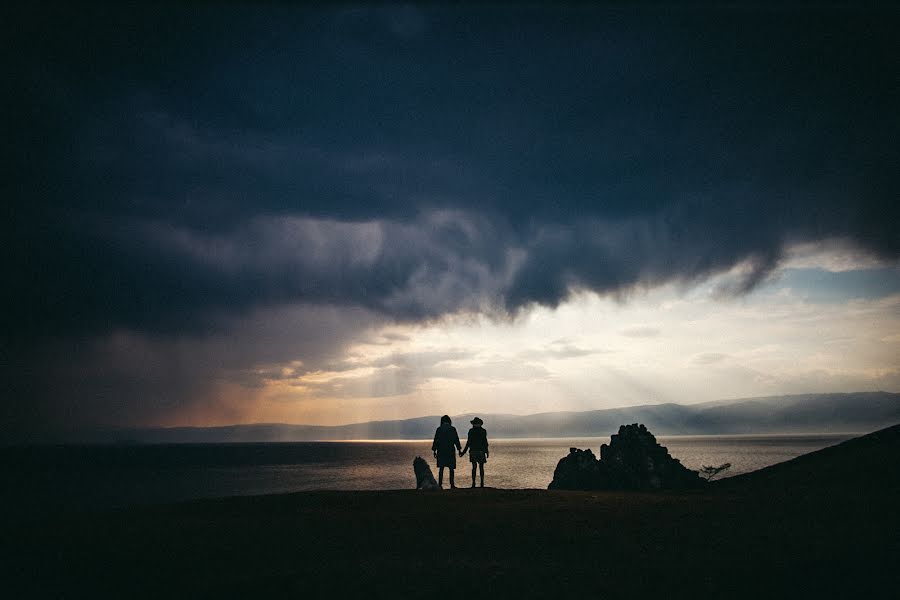 Photographer sa kasal Ivan Troyanovskiy (vani). Larawan ni 30 Mayo 2016