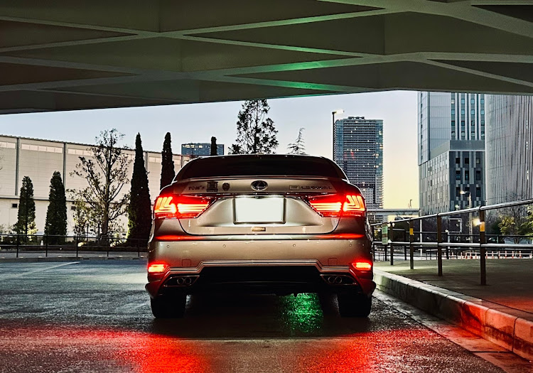 LSのBBS LM・ラビスタ東京ベイ・豊洲・出勤前にパシャリ・史上最高な我が相棒✨✨✨に関するカスタム事例の投稿画像1枚目