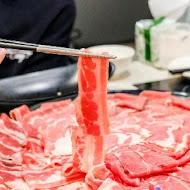 肉多多火鍋