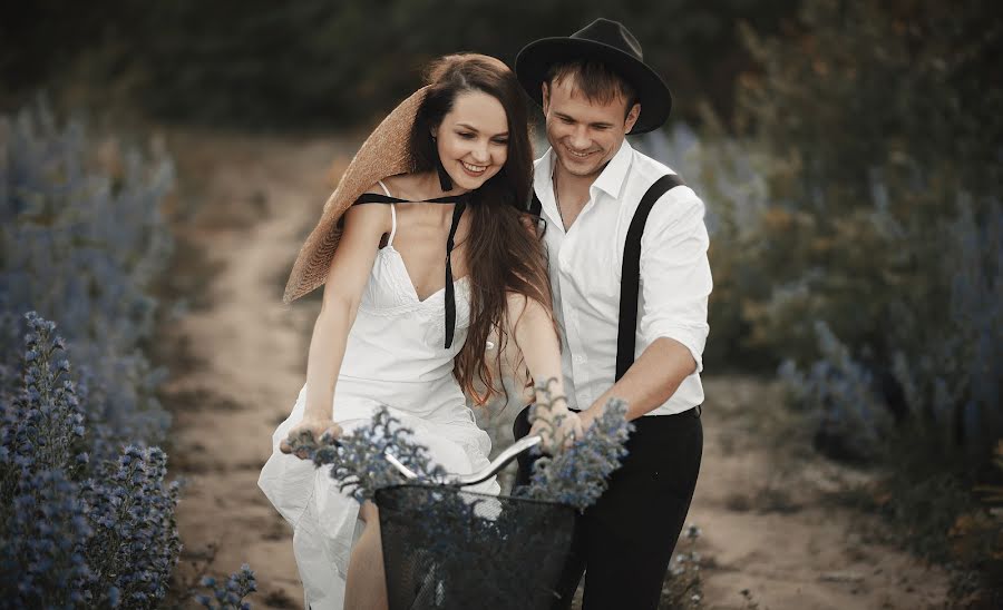 Wedding photographer Vladislav Korchagin (gazaline). Photo of 20 June 2019