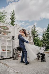 Fotógrafo de casamento Nadya Chernykh (nadichernykh). Foto de 9 de março 2022