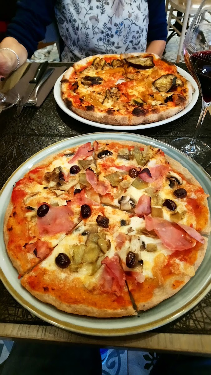 Gluten-Free Pizza at Pizza in Trevi