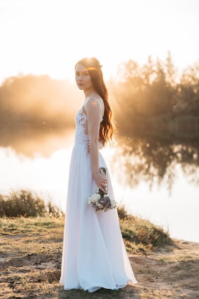 Wedding photographer Alena Kurbatova (alenakurbatova). Photo of 16 September 2019