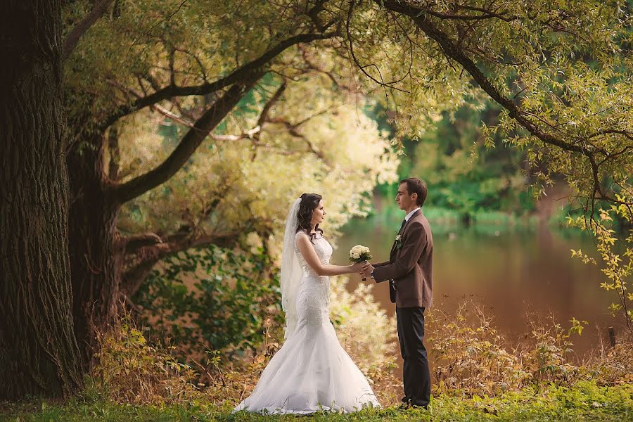 Wedding photographer Dmitriy Pyzhov (roadmen). Photo of 29 August 2014