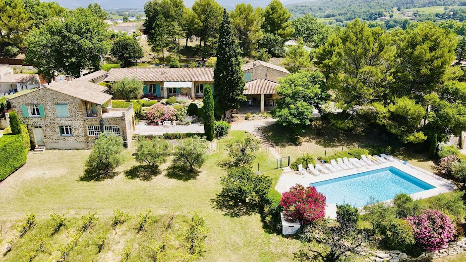 Vente maison 10 pièces 320 m² à Vaison-la-Romaine (84110), 1 090 000 €