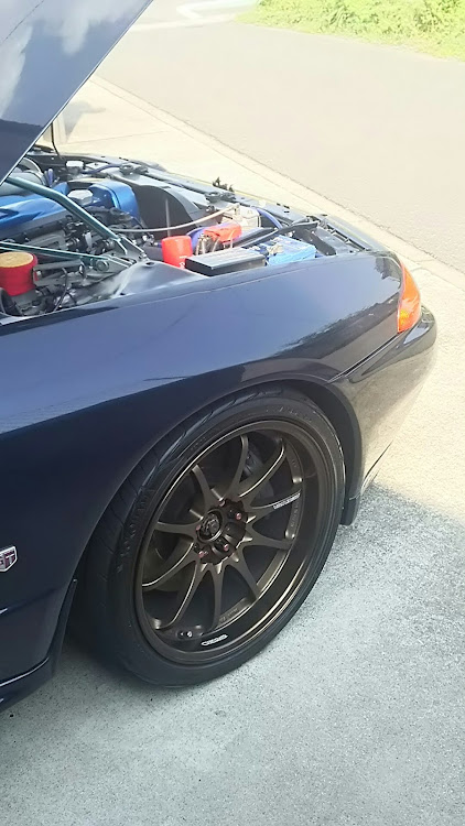 スカイライン GT-RのBNR32・TH1・Gr.Aミラー・ミニ四駆コース・部屋の掃除に関するカスタム事例の投稿画像1枚目
