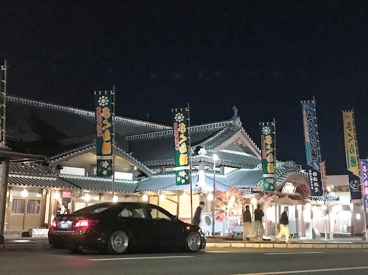 カムリのusdm・地元ラブ・AVANTGARDE・夜活・愛車と雨上がりの夜に関するカスタム事例の投稿画像2枚目