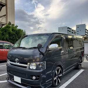 ハイエースバン TRH200V